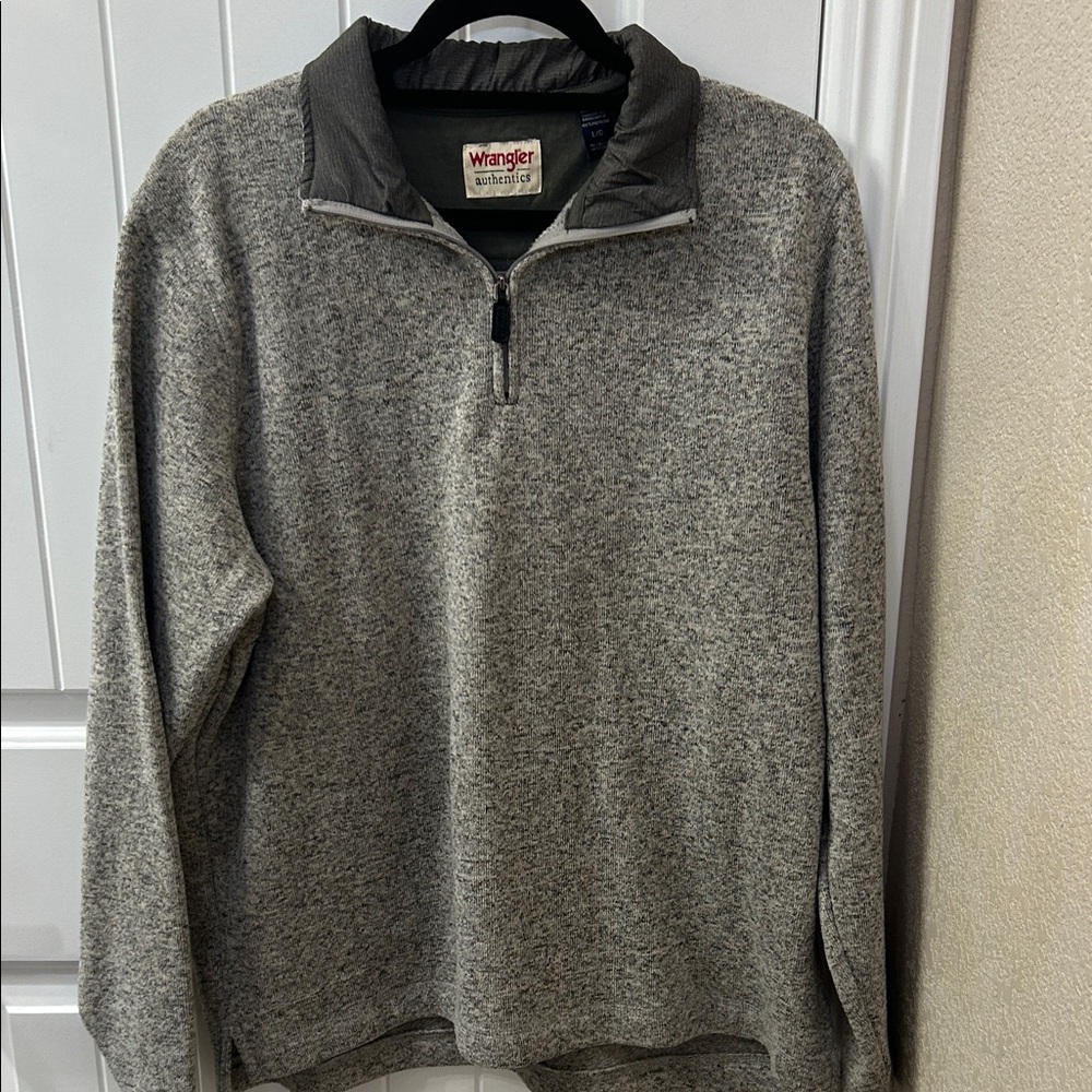Wrangler Men's Heather Gray Zip-Up Sweater